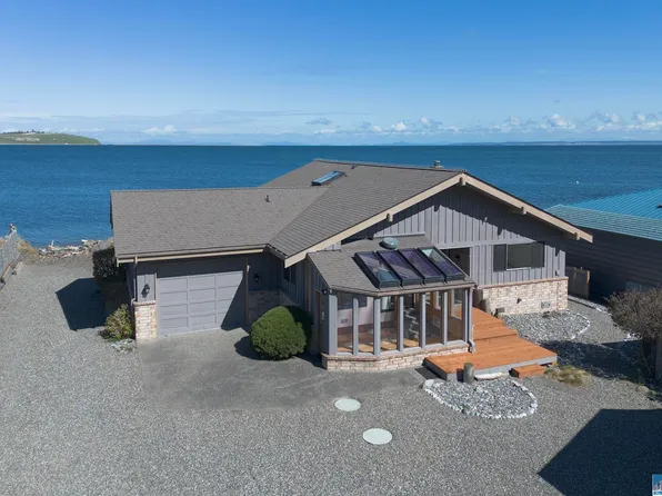 110 N Diamond Shore Ln, Sequim, WA 98382