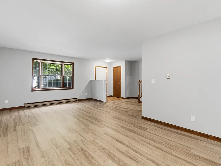 630 Galen Dr — Photo 3
