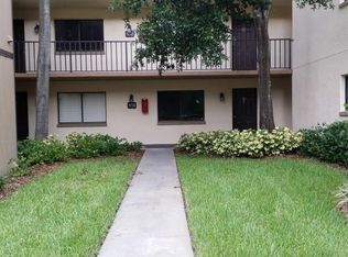 11722 Raintree Lake Ln APT B, Temple Terrace, FL 33617