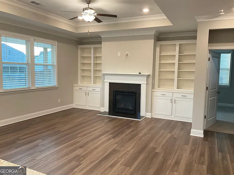 240 Hollis St — Photo 16