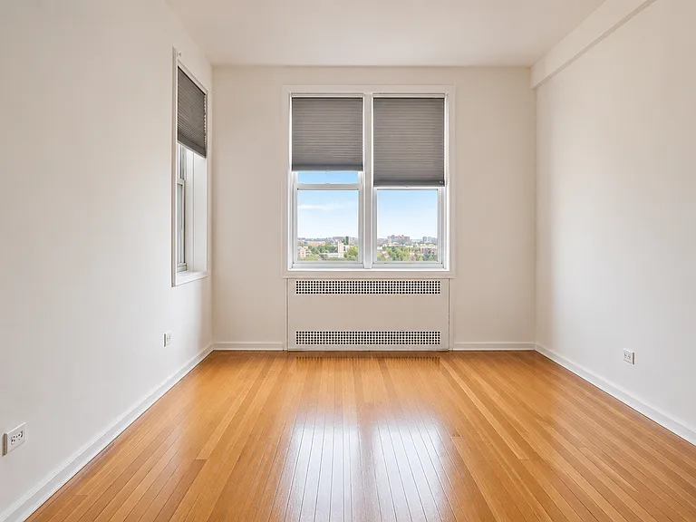 515 Avenue I #101 — Photo 12