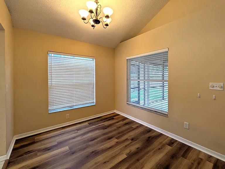 4029 Quail Briar Dr — Photo 8
