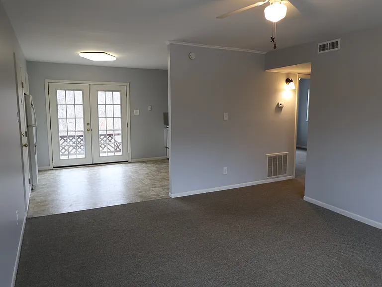 205 Long St — Photo 20
