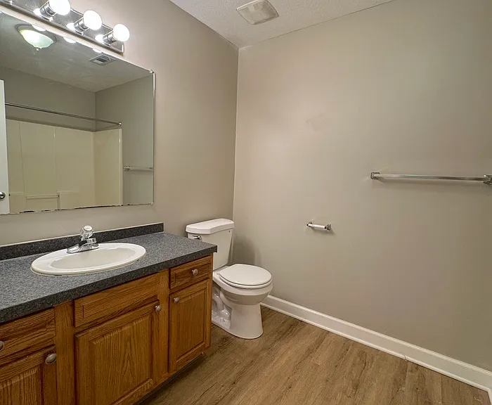 697 Kenny Ln — Photo 12