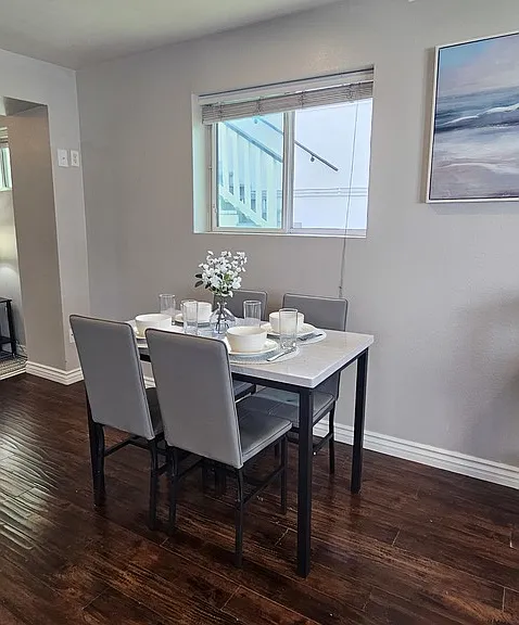 328 Dewey St — Photo 8