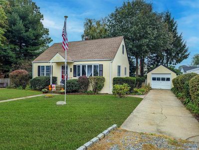 124 Jaycox Avenue, Islip, NY, 11751