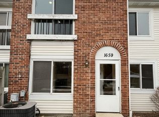 1659 Islandview Ct, Hoffman Estates, IL 60169