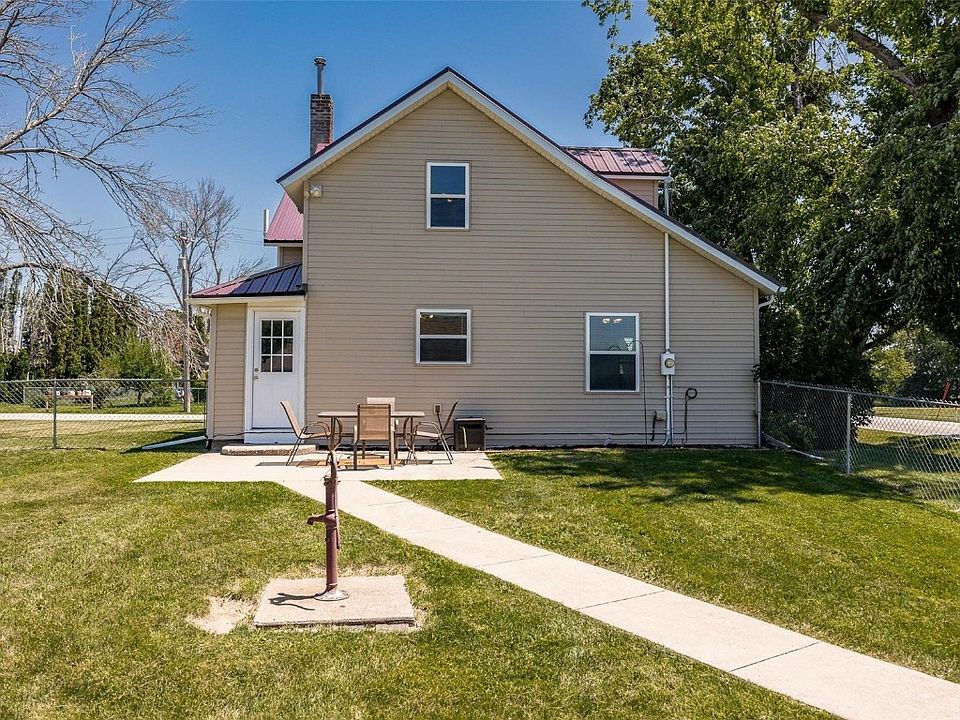 1001 1st Ave, Van Horne, IA 52346 Zillow