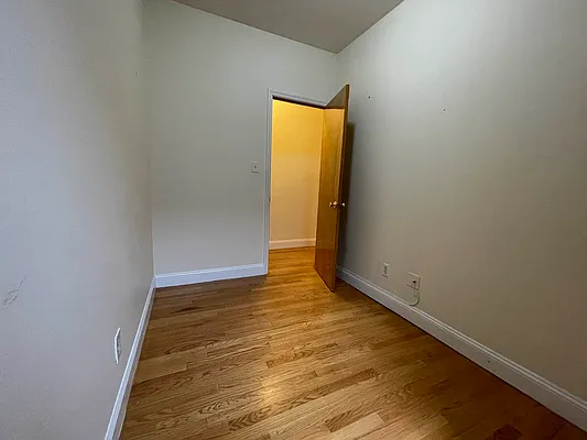 Rented by Best Apartments North Inc | media 29