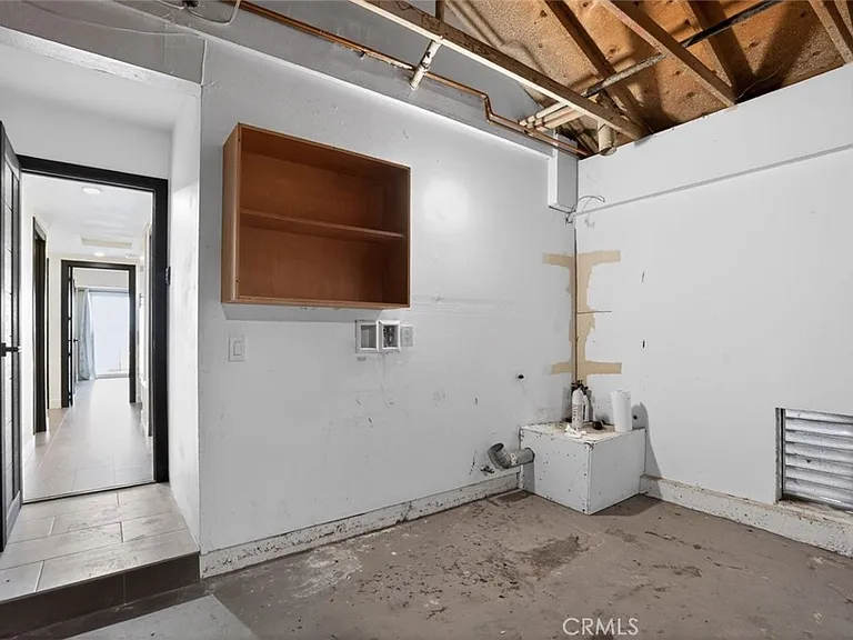 28131 Florence Ln — Photo 26