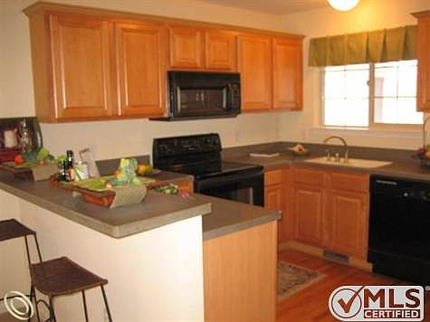 Kitchen view with appliances.jpg