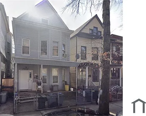 5 bed, 1000 sqft, $4,978 — Photo 1