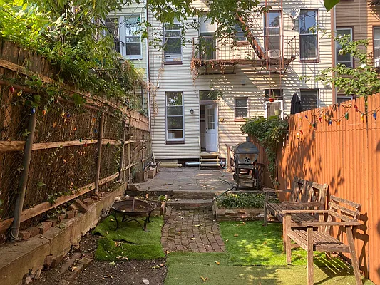 Rented by The Property Firm | media 14