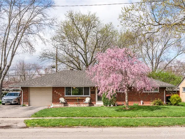 4855 Lamme Rd, Dayton, OH 45439