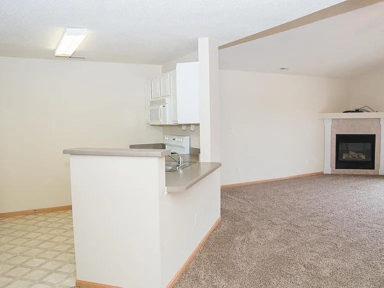 Northbrook Apartments — Photo 268