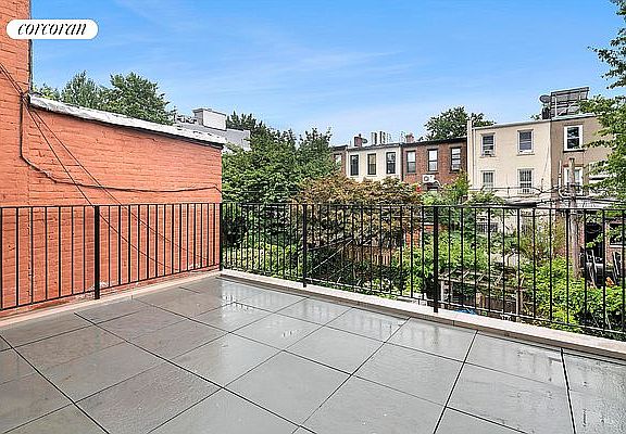 3rd image of 714 Union St Floor 2