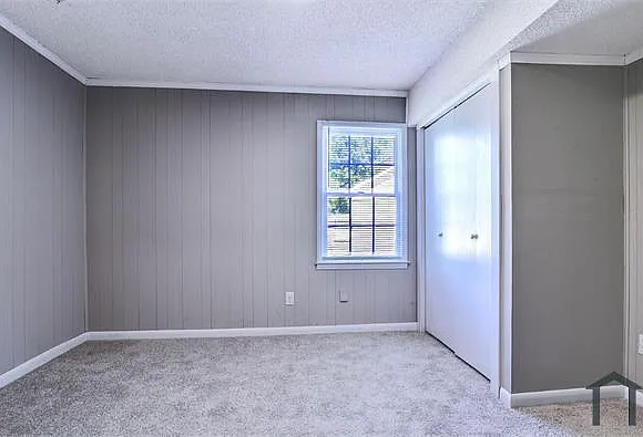305 Red Roan Pl — Photo 7