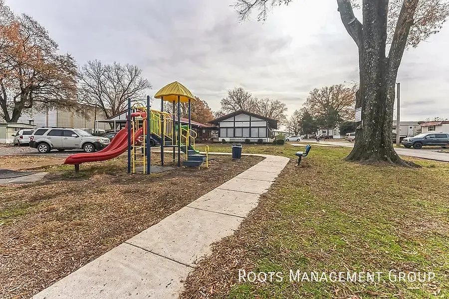 1 Bed 1 Bath Home Available for Lease at Wheel Estates - Apply Now! — Photo 4