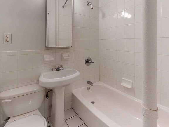 5th image of 334 E 93rd St #6A