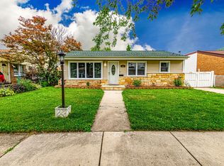 4324 W Linecrest Dr, Alsip, IL 60803