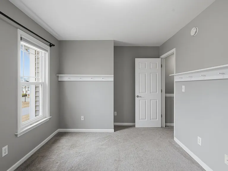 156 Haywood Ln — Photo 27