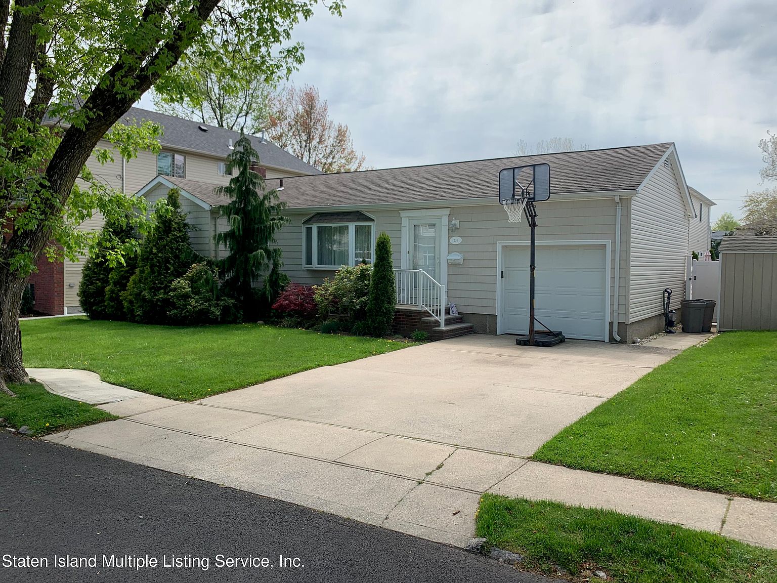 236 Pacific Ave, Staten Island, NY 10312 Zillow