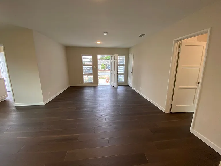 1318 Teri Ave — Photo 13