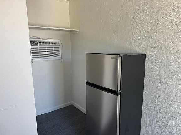 3rd image of 1746 S Tamiami Trl #2