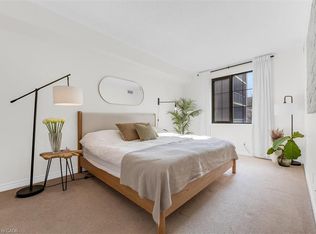 47 Caroline St N #409, Hamilton, ON L8R 2R6