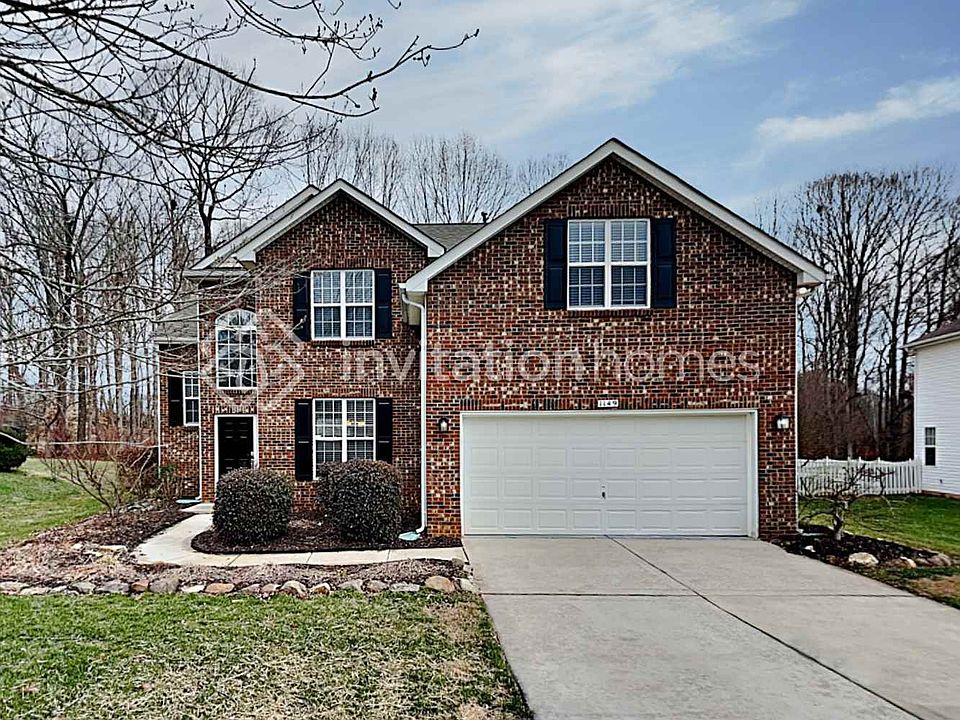 1st image of 1149 Woodwinds Dr