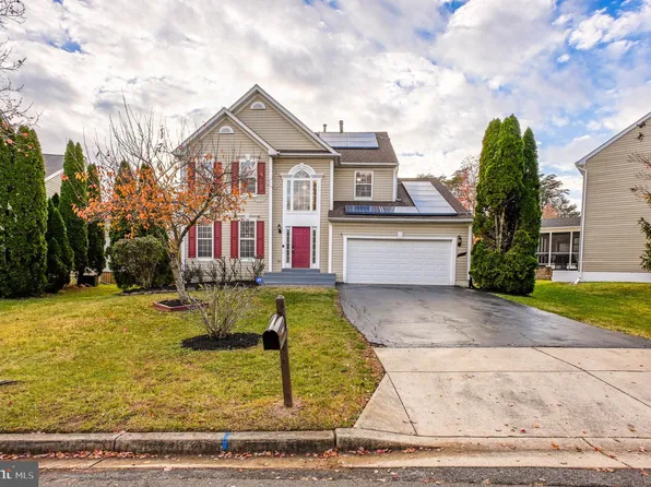 7202 Bay Wood Dr, Lanham, MD 20706