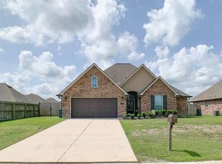 140 Millers Rowe, Thibodaux, LA 70301