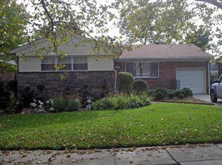 2281 Baylis Ave, Elmont, NY 11003