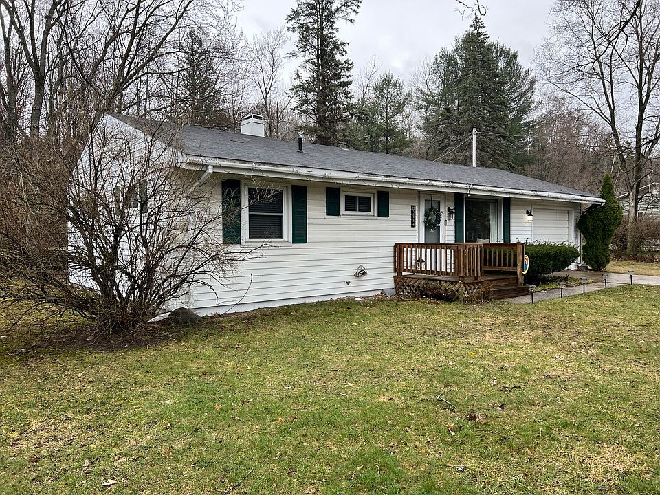 1st image of 3884 Five Mile Rd