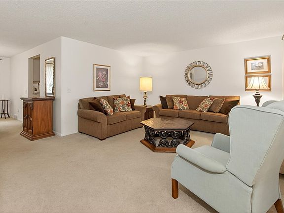 5th image of 2907 Chili Ave