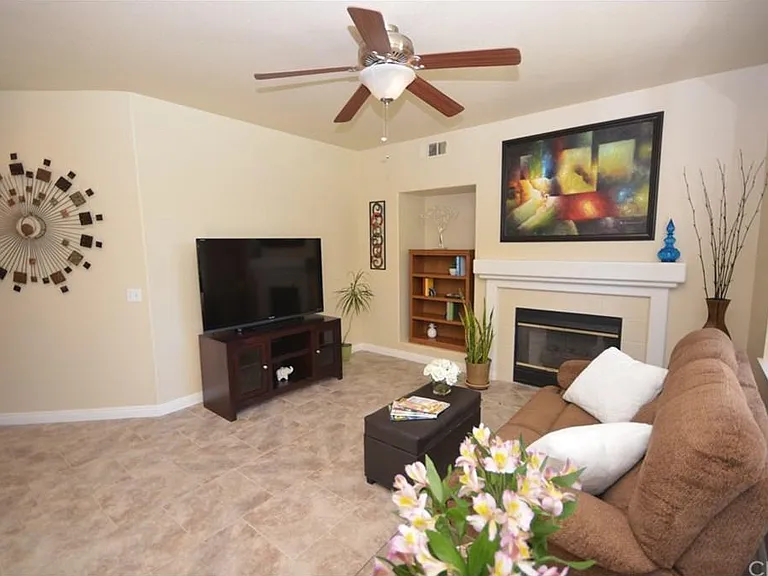 42976 Corte Davila — Photo 13