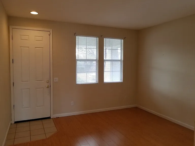 2756 Red Clover Way — Photo 2
