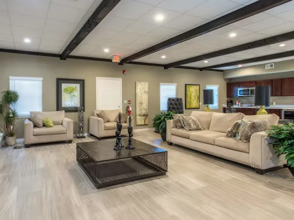 The Pointe Apartments