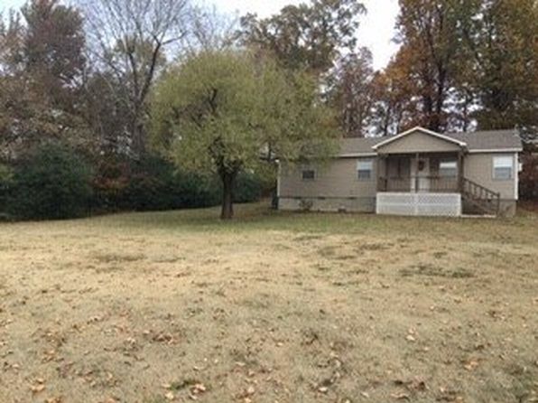 104 E Lawson Rd