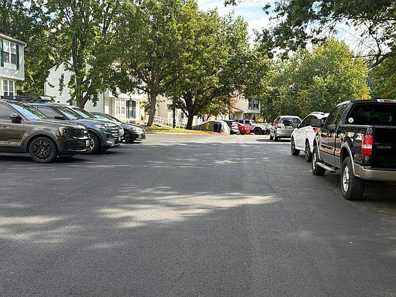 4th image of 362 Delmar Ct