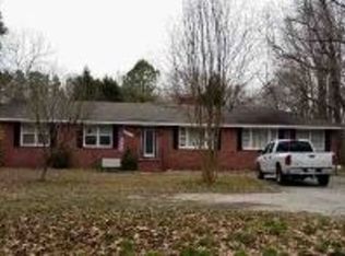 1516 Benefit Rd, Chesapeake, VA 23322