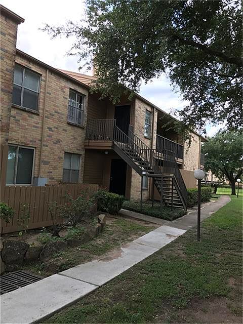 1st image of 10555 Turtlewood Ct Unit 604