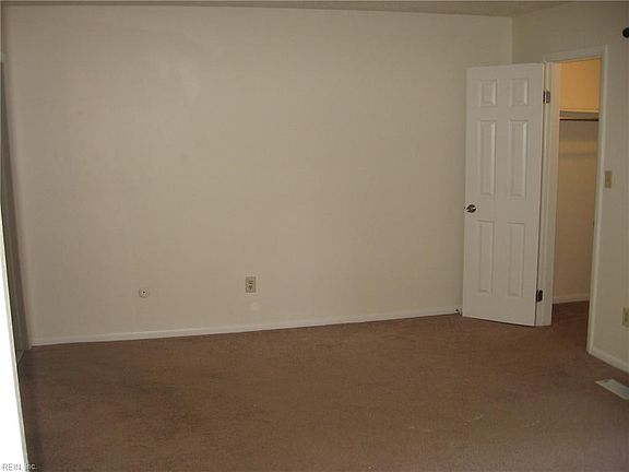 4th image of 3820 Marlin Bay Ct