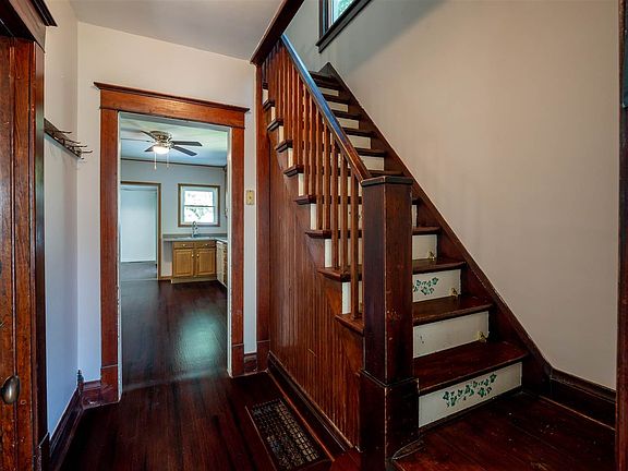 5th image of 455 E Iola St