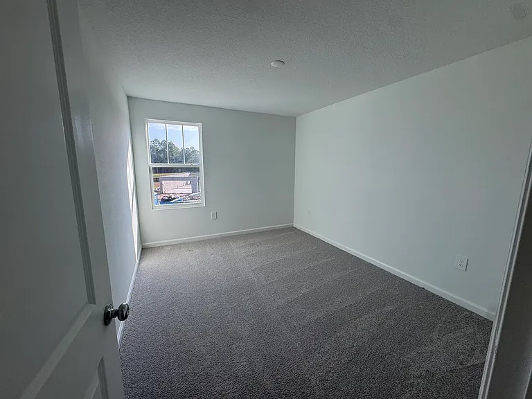 1516 Loxley Trl — Photo 11