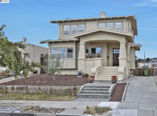 2020 E 28th St, Oakland, CA 94606
