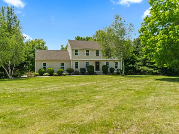 860 Norwich Avenue, Colchester, CT 06415