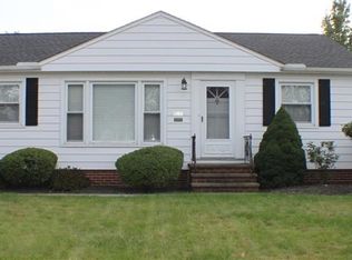 11351 Schwab Dr, Parma, OH