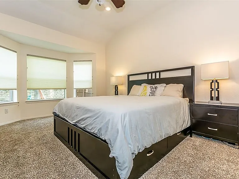 8312 Clear Bay — Photo 9