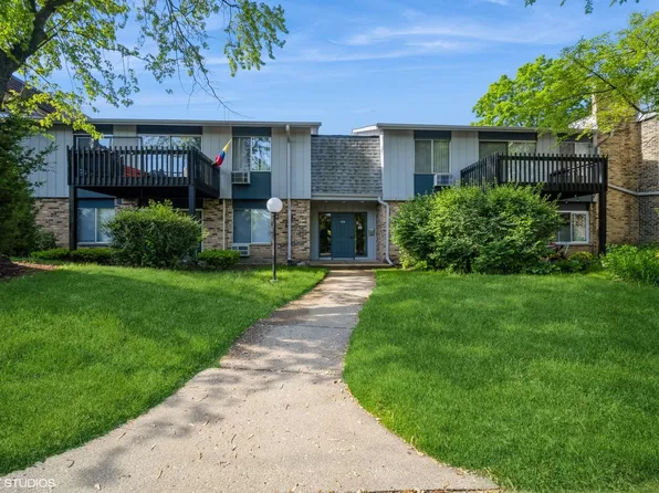 938 E Old Willow Rd APT 102, Prospect Heights, IL 60070
